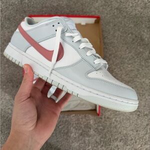 Nike Dunk Low rose stardust